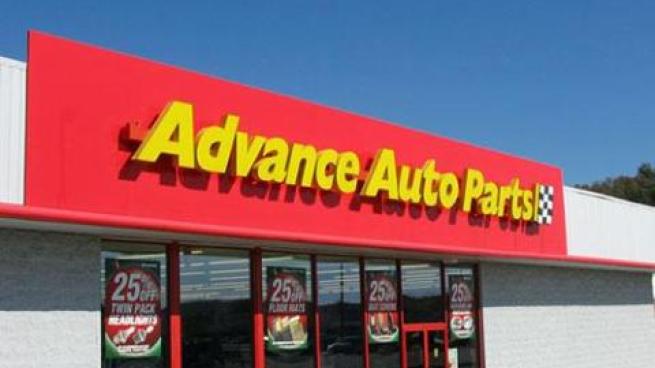Advance Auto Parts’ first-quarter sales rose 1.3% to $3.42 billion.